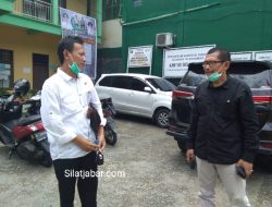 Ketua Fraksi Gerindra Kabupaten Sukabumi Pantau Penanganan Covid-19 di Desa Tonjong, Palabuhanratu