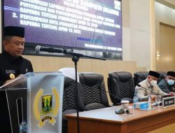 R. Gani Muhamad Sampaikan Nota Pengantar Pada Paripurna DPRD Kabupaten Sukabumi