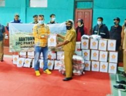 Anggota Komisi II DPRD Jabar, Beri Bantuan Langsung Korban longsor di Cimanggung