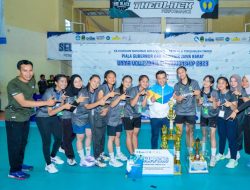 SMAN 1 Cisaga dan SMAN 10 Bandung Sabet Juara 1 UNMA Volleyball Championship 2023
