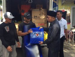 Paket Bantuan Pemkab Sukabumi Tersalurkan ke Korban Banjir Rob Pesisir Pantai Palabuhanratu