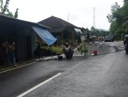 Amblas hingga 1 Meter, Jalan Cisolok Jalur Jawa Barat-Banten Tak Bisa Dilewati Kendaraan Berat