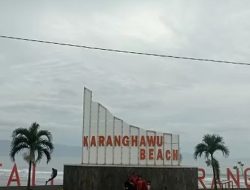 Dispar Kabupaten Sukabumi Bersiap Memperbaiki Ornamen Huruf “KARANGHAWU BEACH”