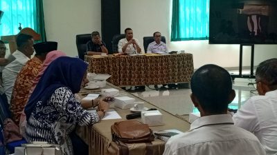 Rapat Kerja Komisi IV DPRD Kabupaten Sukabumi Bahas Pencabutan Status UHC Non-Cut Off